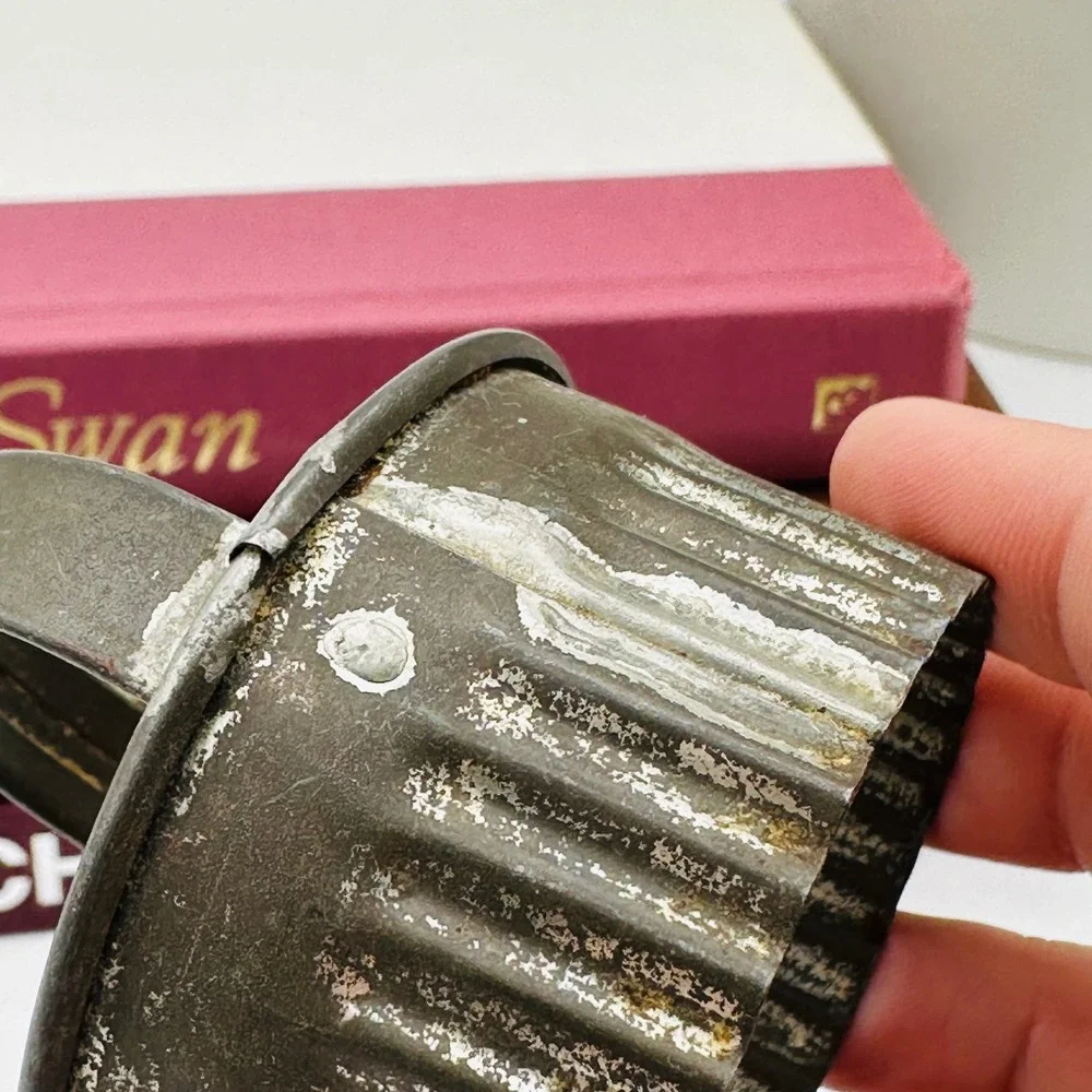 Vintage Soldered Tin Fluted Biscuit Cutter‎ Handle Rustic Farmhouse Kitchenware